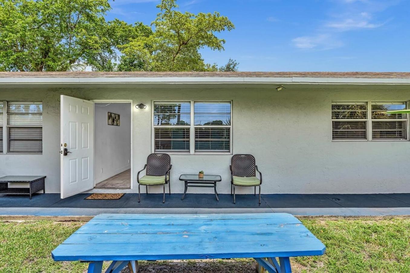 Modern 2Br Oasis Mins To Beach & Casino Db2 Dania Beach Luaran gambar